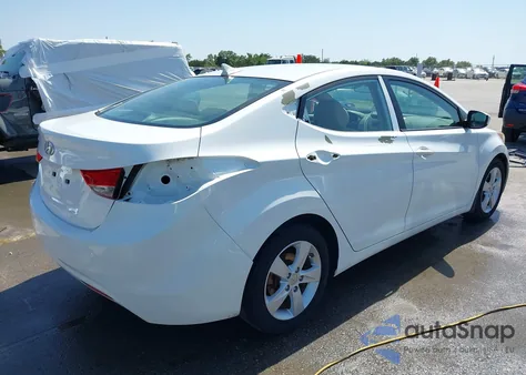 2013 Hyundai Elantra Gls z USA, uszkodzony, nr VIN 5NPDH4AEXDH422782